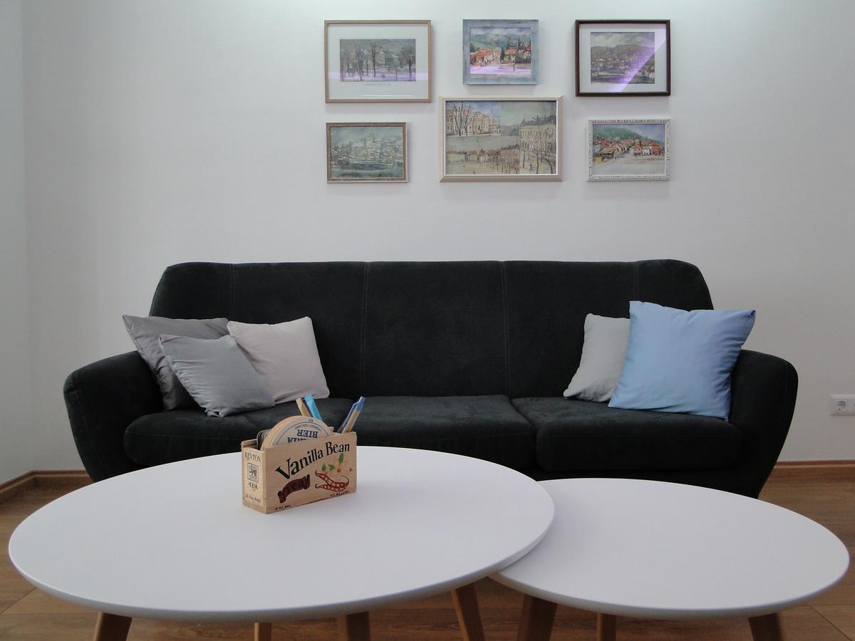 טוזלה Apartment Galerija מראה חיצוני תמונה