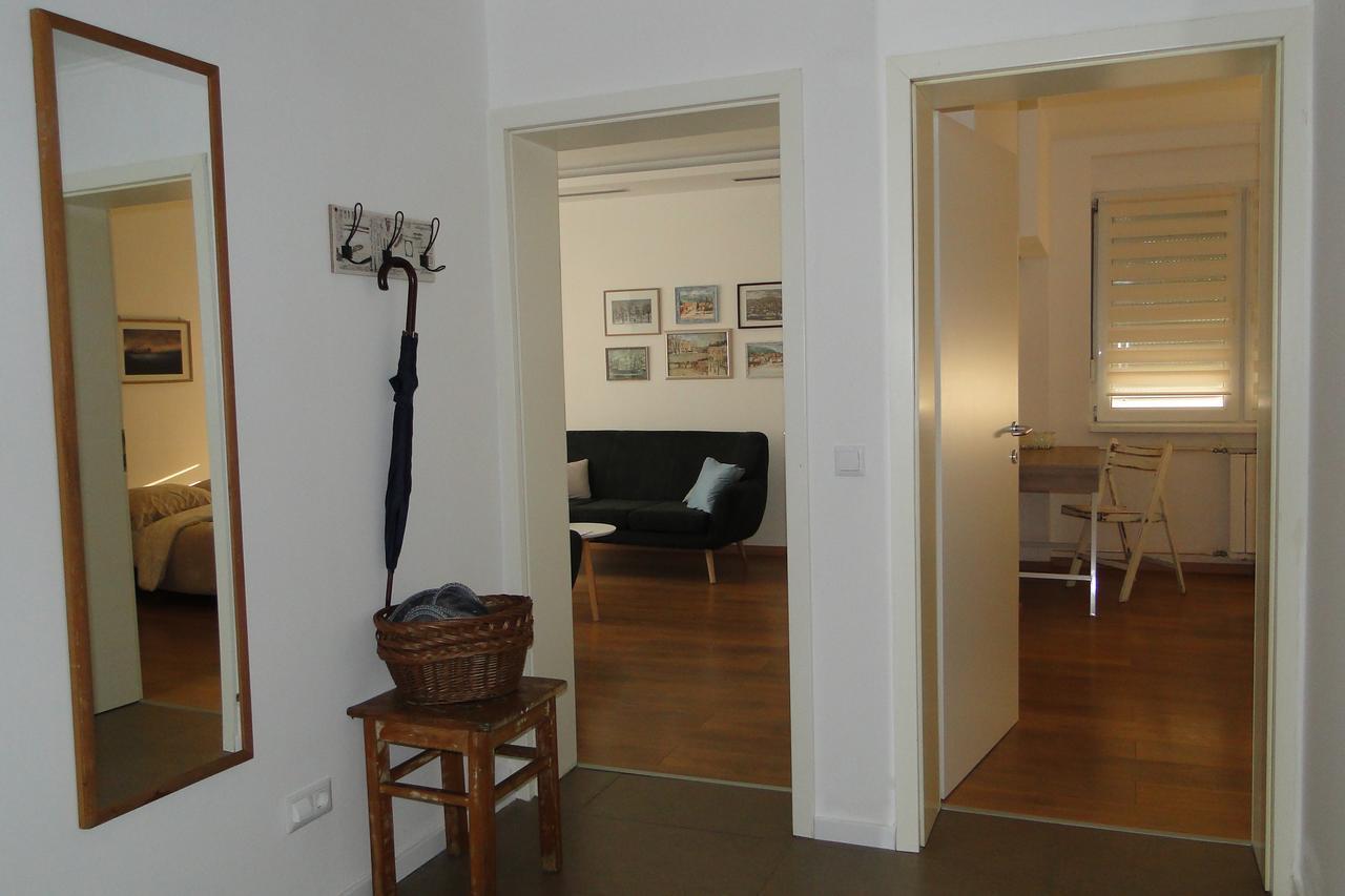 טוזלה Apartment Galerija מראה חיצוני תמונה