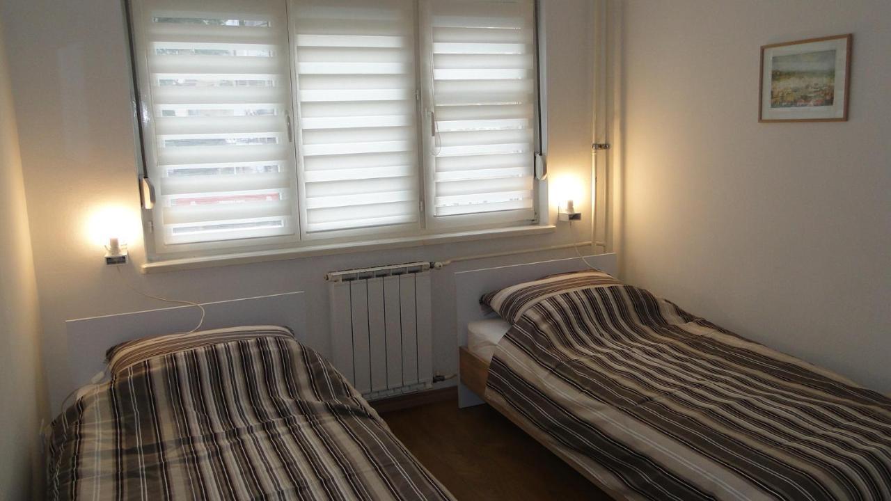 טוזלה Apartment Galerija מראה חיצוני תמונה