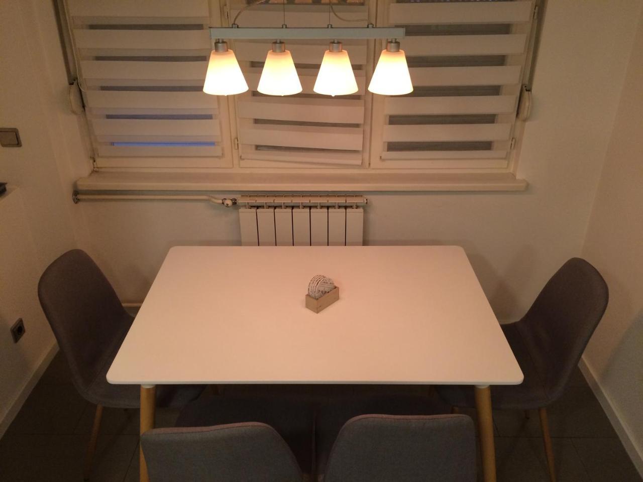 טוזלה Apartment Galerija מראה חיצוני תמונה